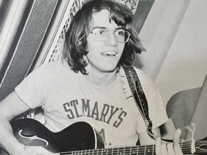 A younger Robert Vuyosevich